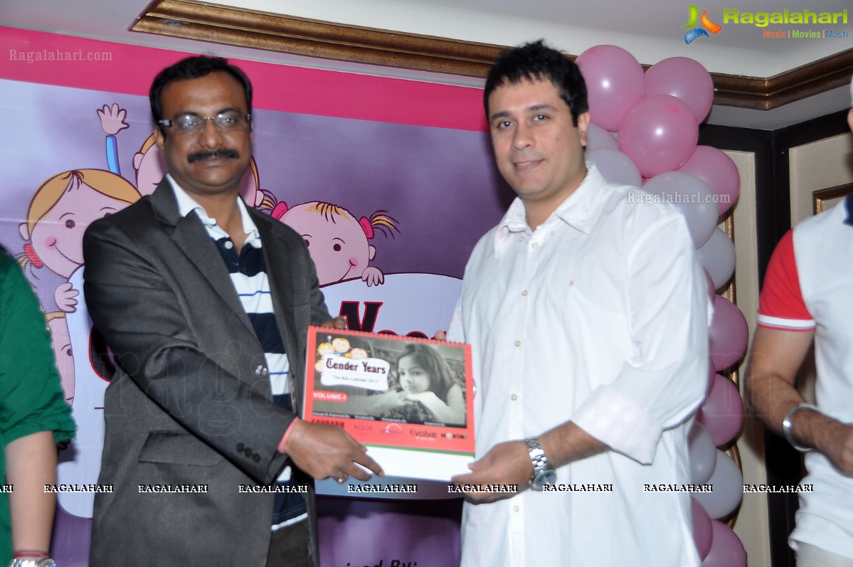 Madhavilatha launches Tender Years - The Kids Calendar 2013