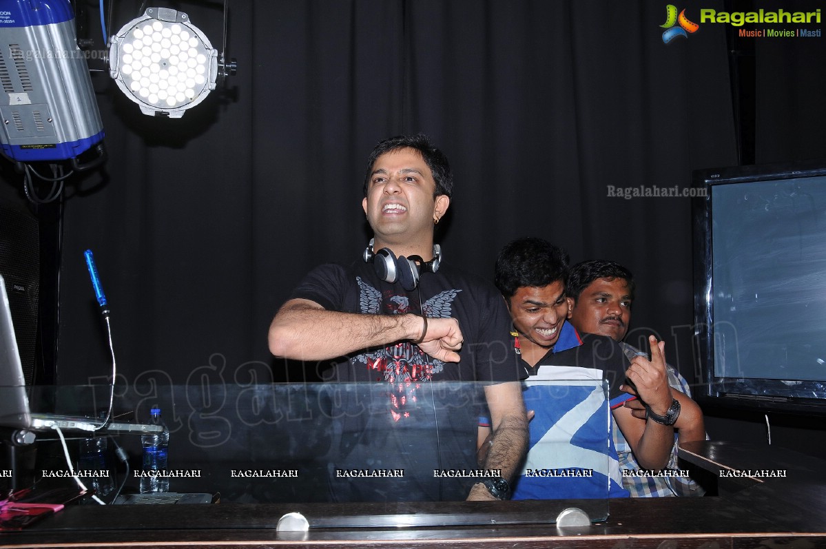 Unveiling of 31-12 NYE Limited 4th Edition Party at Spoil Pub, Hyderabad