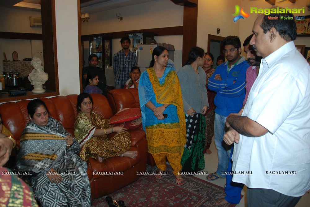 Tollywood pays tributes to Dharmavarapu Subramanyam