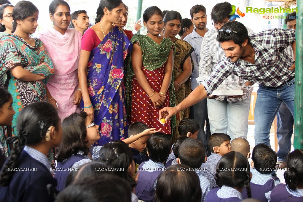 Hero Aadi 2013 Birthday Celebrations at Ashray Akruti, Hyderabad