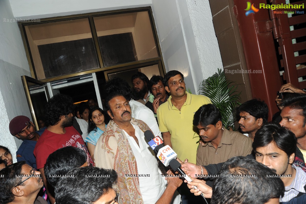 Manchu Manoj at Apollo Hospitals