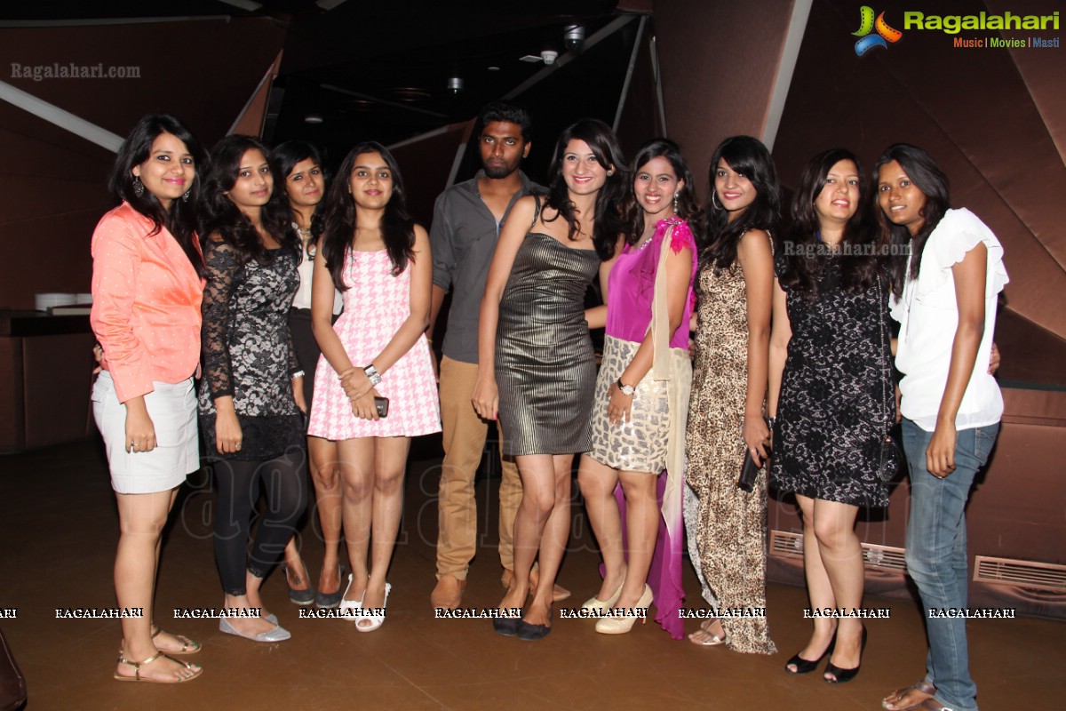 Sheetal Nahata's Birthday Bash 2013