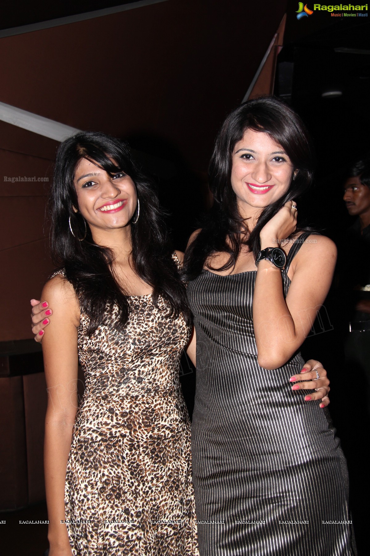 Sheetal Nahata's Birthday Bash 2013