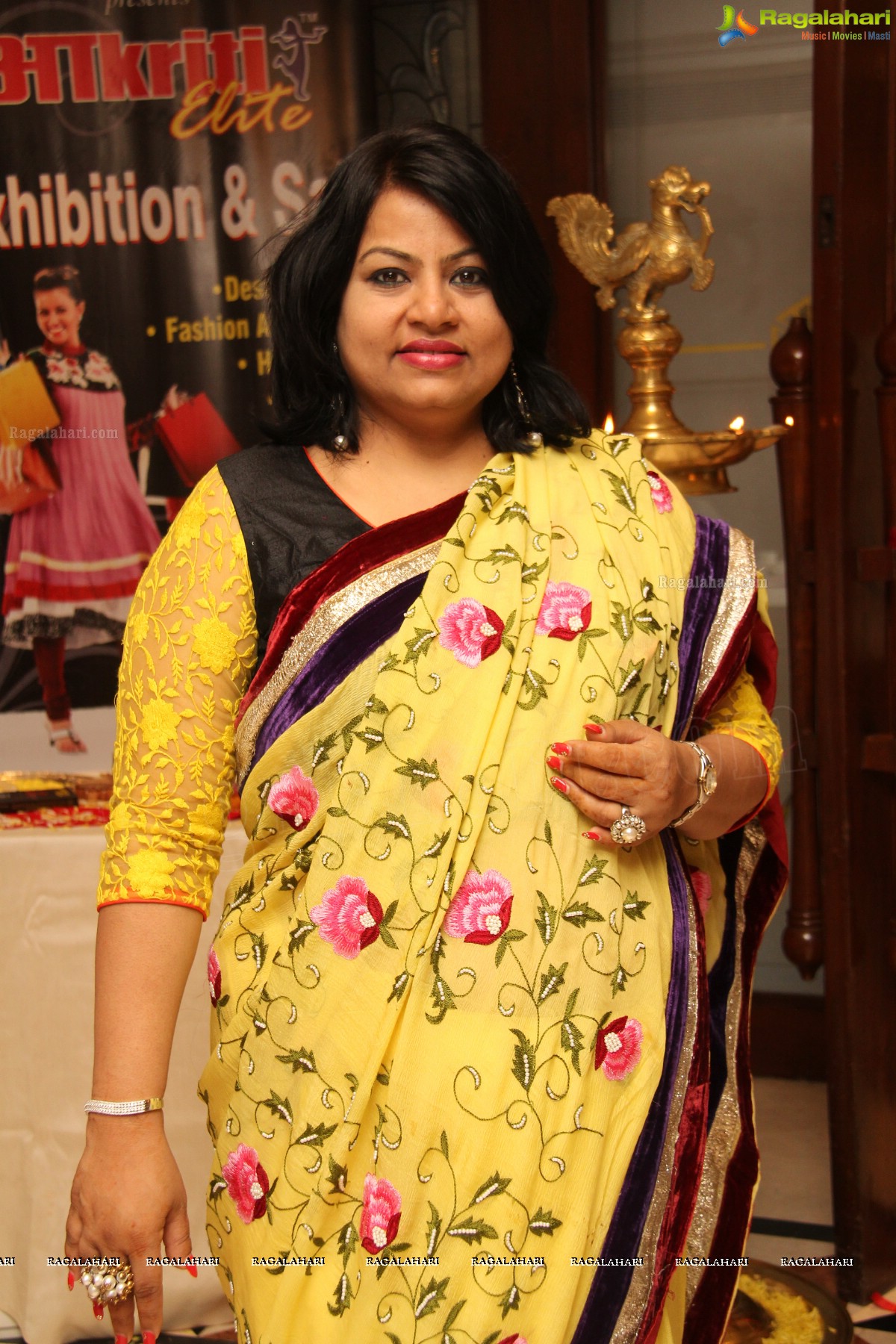 Ritu Varma inaugurates Akritti Elite Exhibition and Sale (December 2013), Hyderabad
