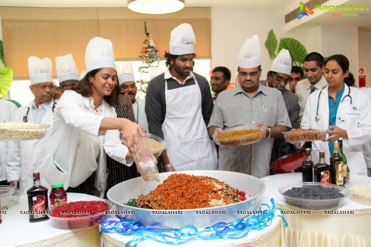 Vishnu Manchu joins in Christmas festivities 2013 at Apollo Hospitals