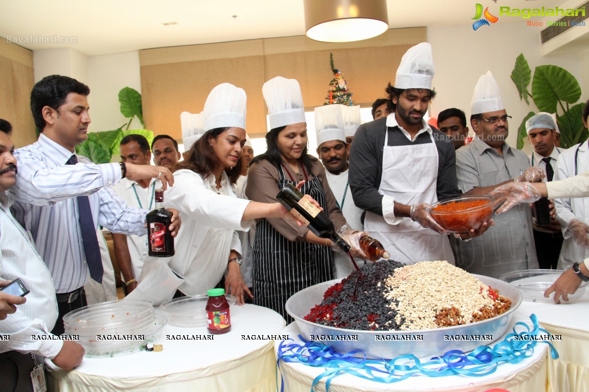 Vishnu Manchu joins in Christmas festivities 2013 at Apollo Hospitals