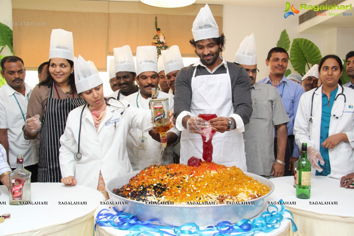 Vishnu Manchu joins in Christmas festivities 2013 at Apollo Hospitals