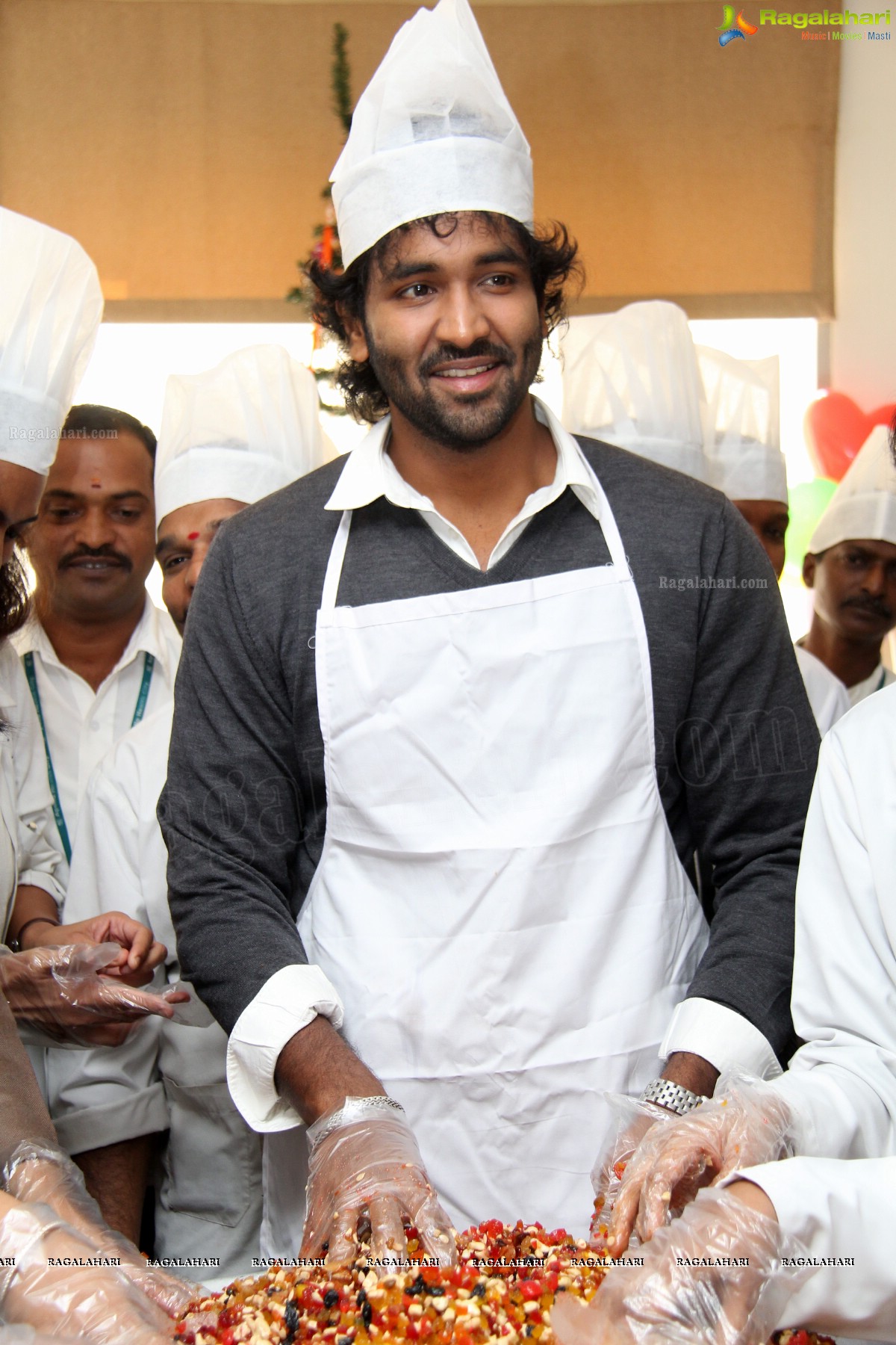 Vishnu Manchu joins in Christmas festivities 2013 at Apollo Hospitals