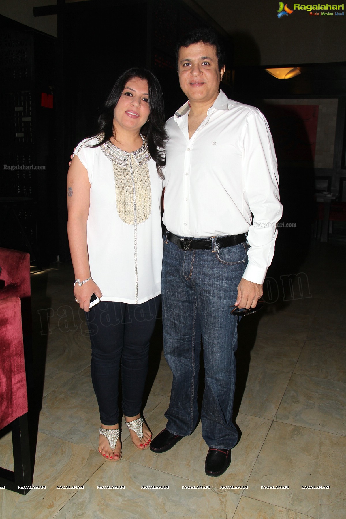 25th Wedding Anniversary of Bhavana and Rajender at N Asian