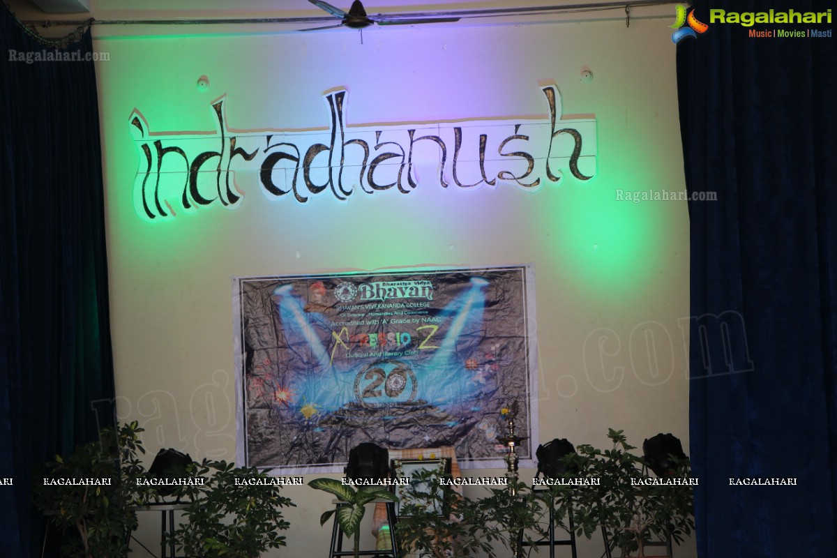 Indradhanush: Bhavan's Vivekananda College Yuva Mahotsav 2013 (Day 1)