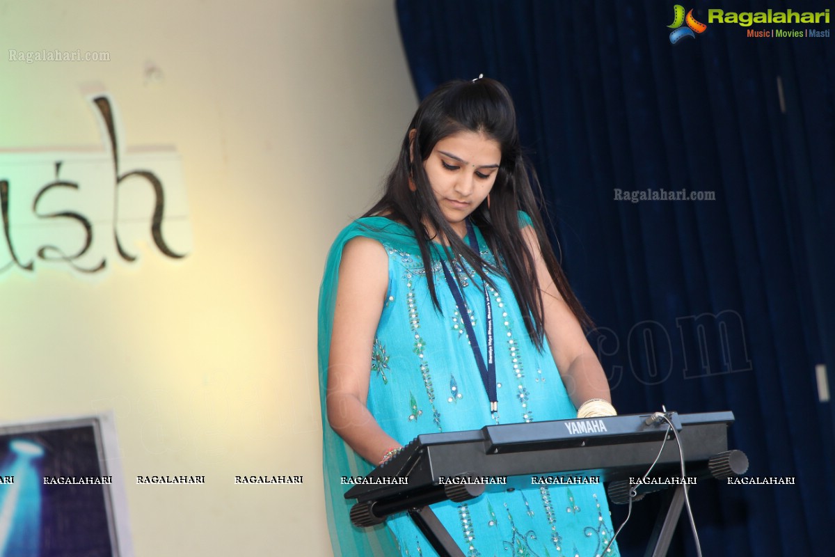 Indradhanush: Bhavan's Vivekananda College Yuva Mahotsav 2013 (Day 1)