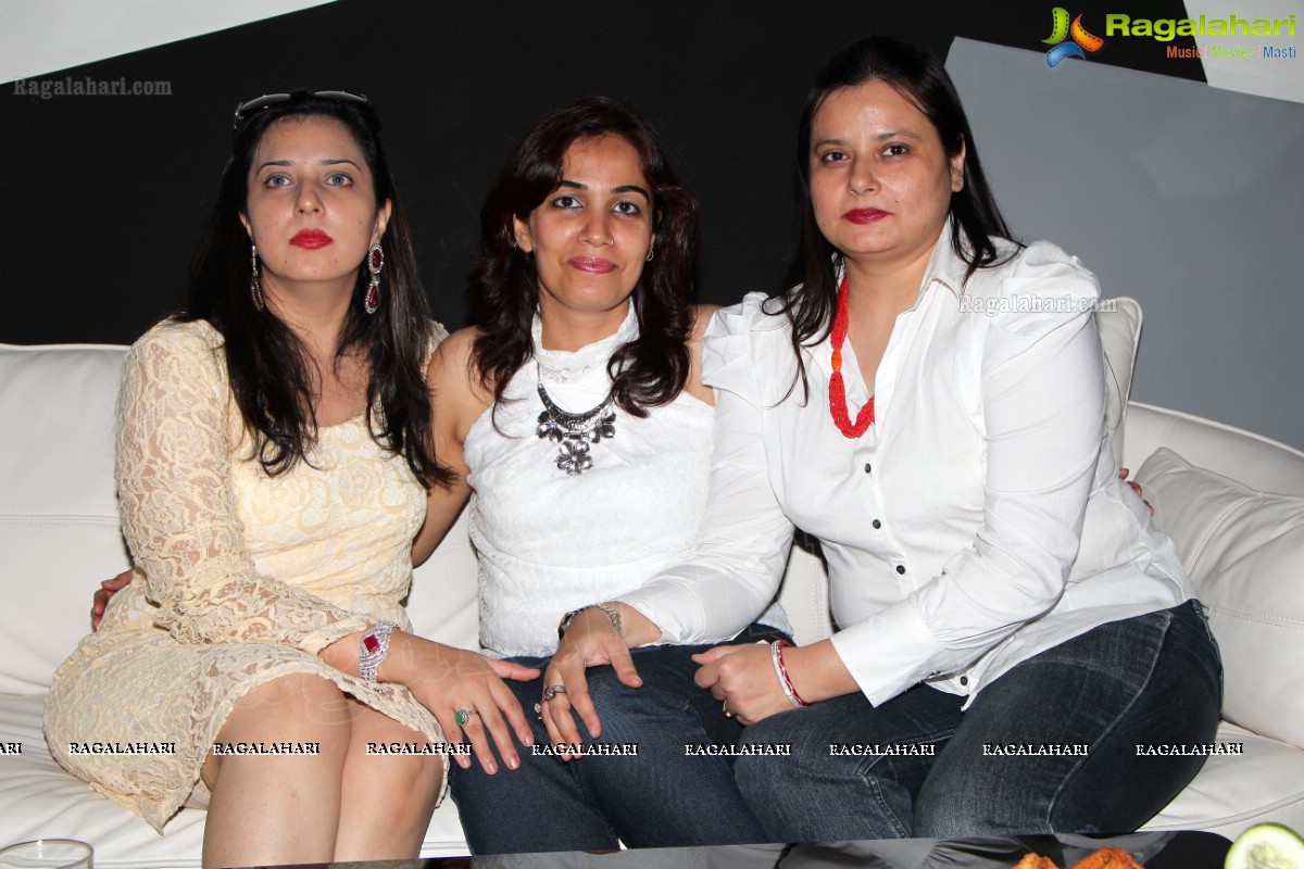 Charmers Kitty - Hosted by Madhavi Narulla and Pooja Sethi