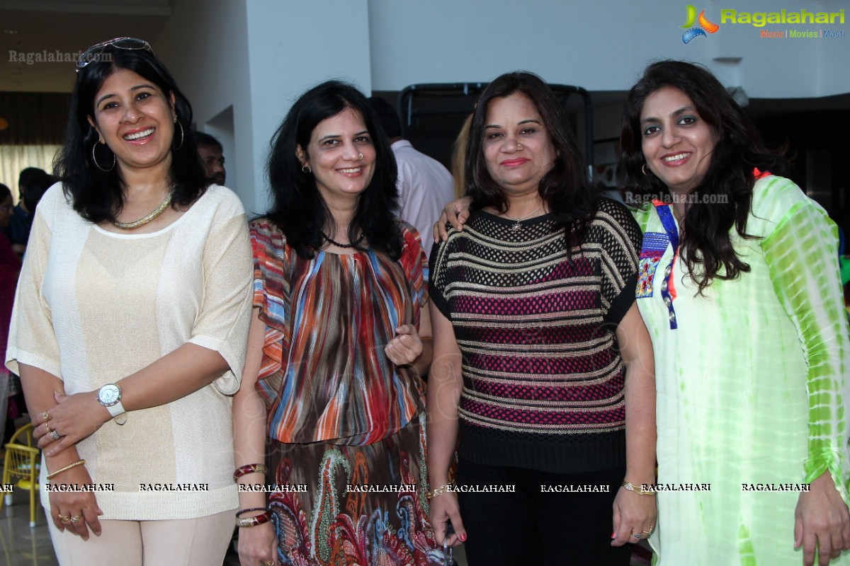 Christmas Carnival Brunch 2013 at Radisson Blu Plaza, Hyderabad