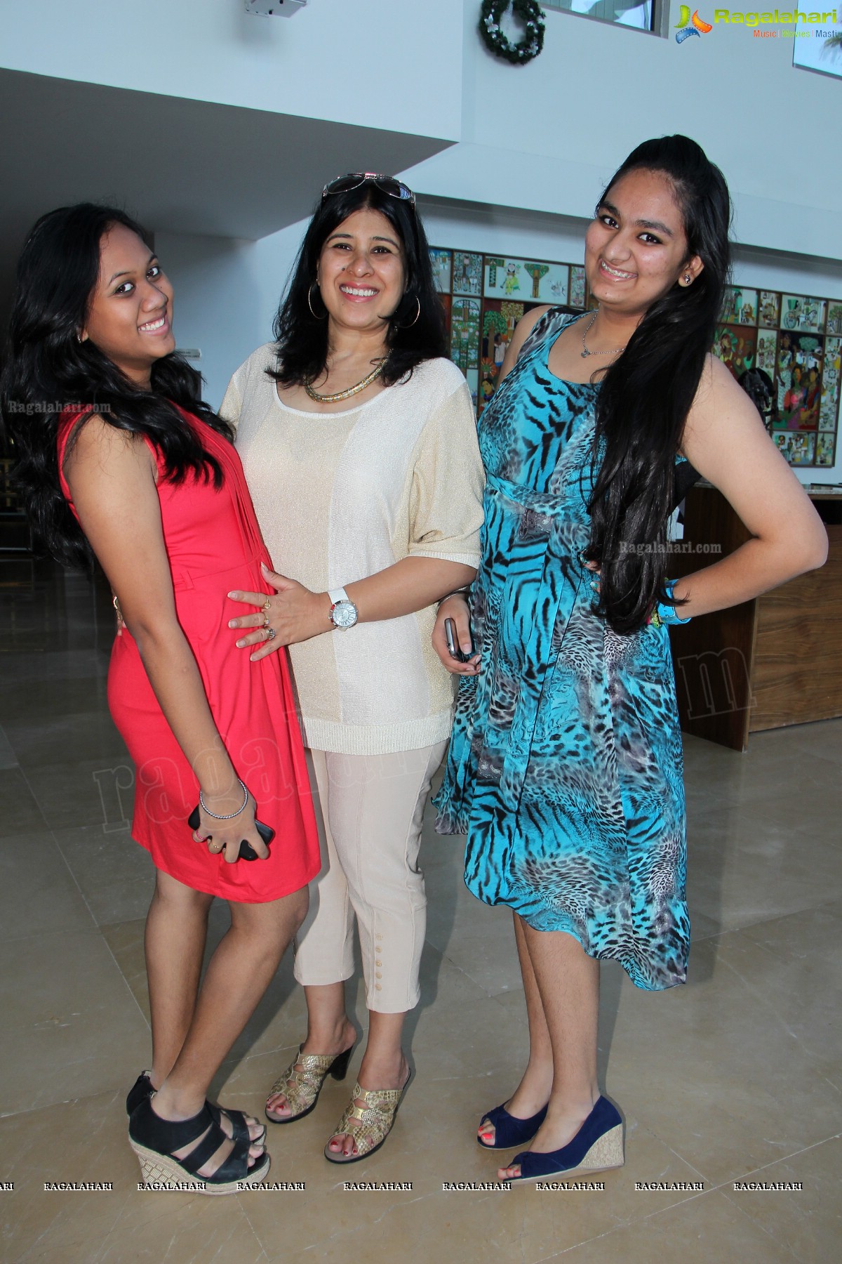 Christmas Carnival Brunch 2013 at Radisson Blu Plaza, Hyderabad