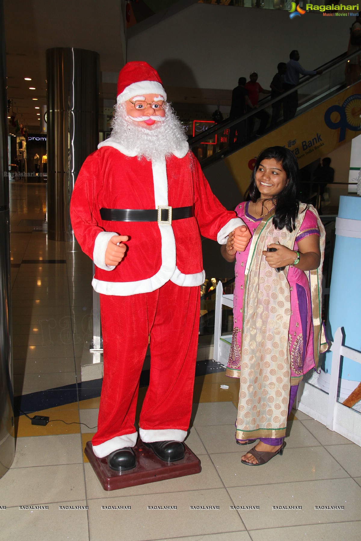GVK One Christmas Celebrations 2013, Hyderabad