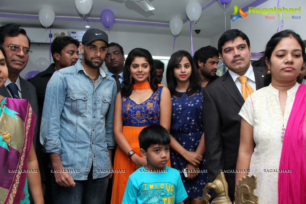 Rahul Haridas-Sravya launches Homeo Trends, Secunderabad