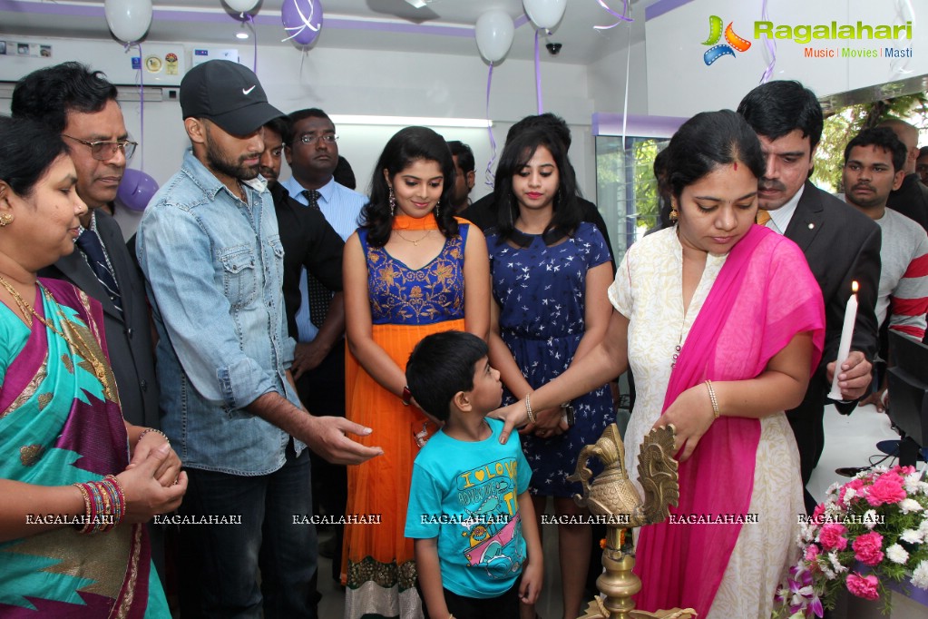 Rahul Haridas-Sravya launches Homeo Trends, Secunderabad