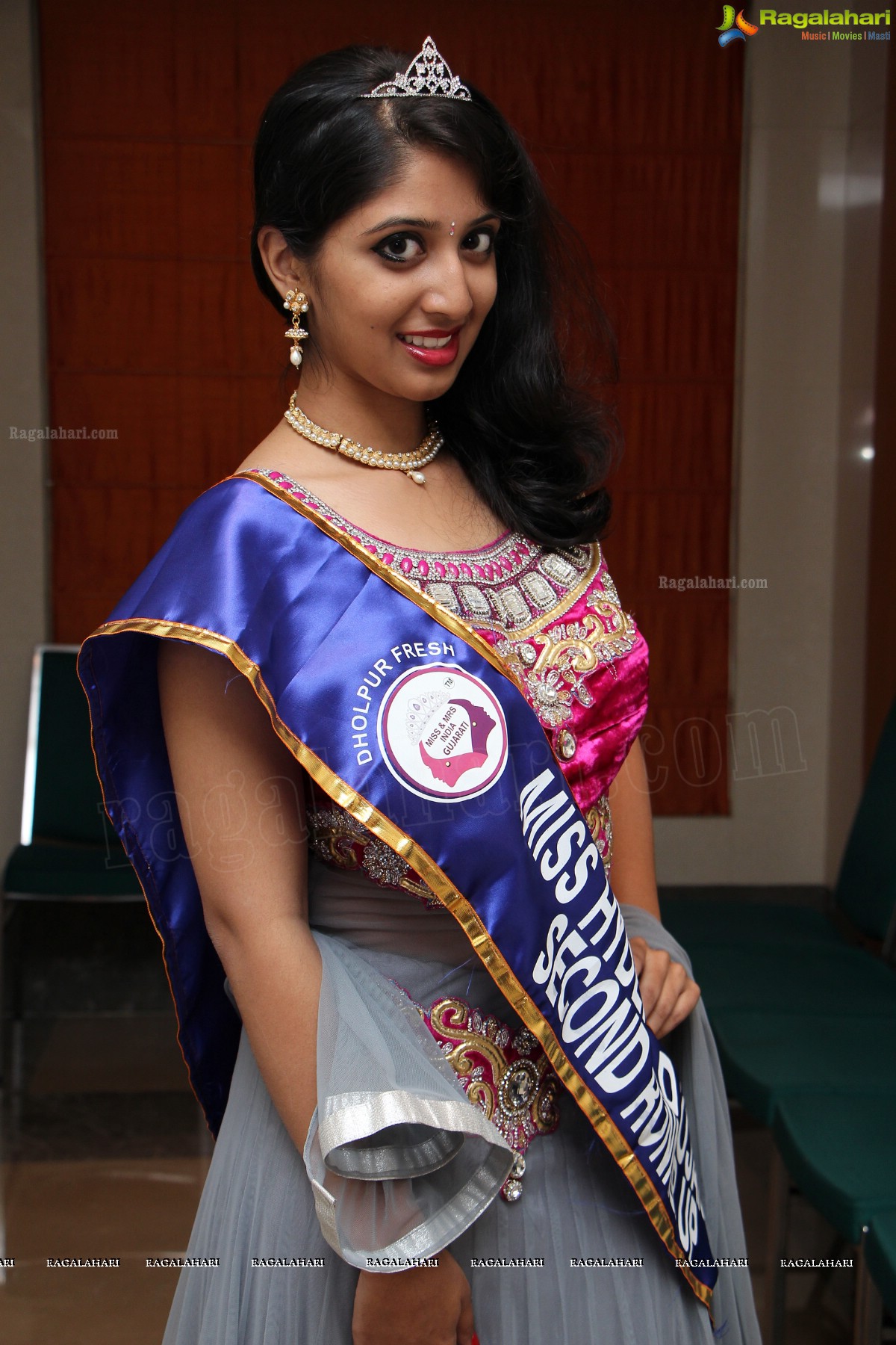 Miss & Mrs India Gujarati Wild Card Auditions 2014