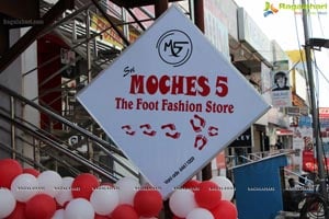 Moches 5 Footstore