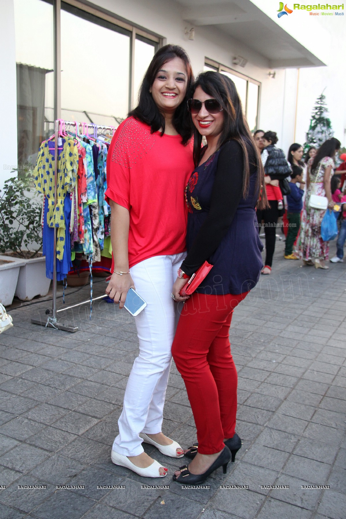 Mommy n Me Xmas Carnival 2013 at Radisson Blu Plaza, Hyderabad