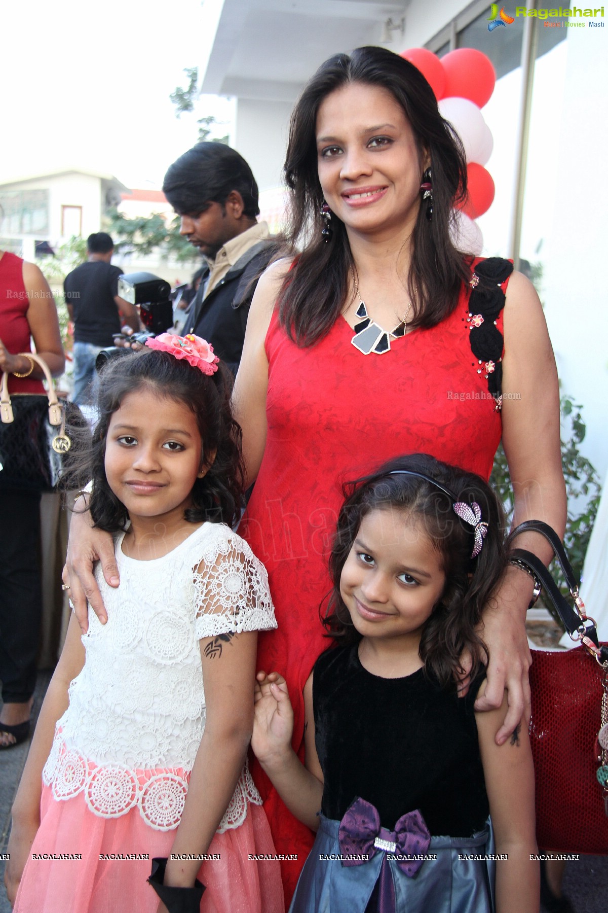 Mommy n Me Xmas Carnival 2013 at Radisson Blu Plaza, Hyderabad