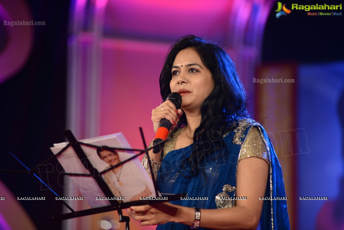 Presentation Ceremony of P. Susheela Award 2013 to Vani Jayaram