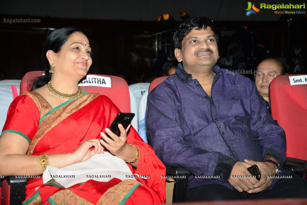 Presentation Ceremony of P. Susheela Award 2013 to Vani Jayaram