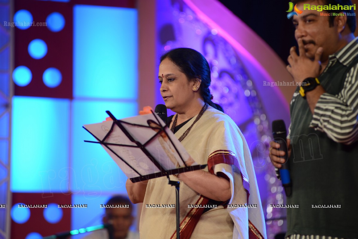 Presentation Ceremony of P. Susheela Award 2013 to Vani Jayaram