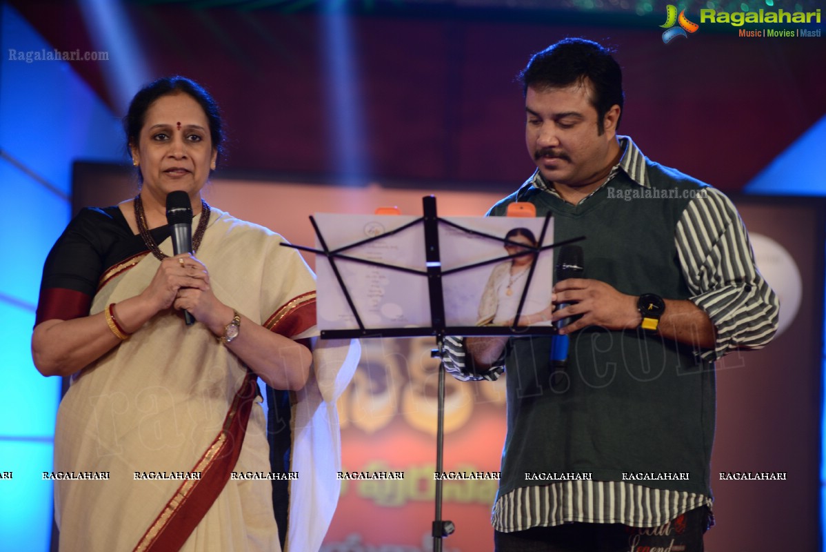 Presentation Ceremony of P. Susheela Award 2013 to Vani Jayaram