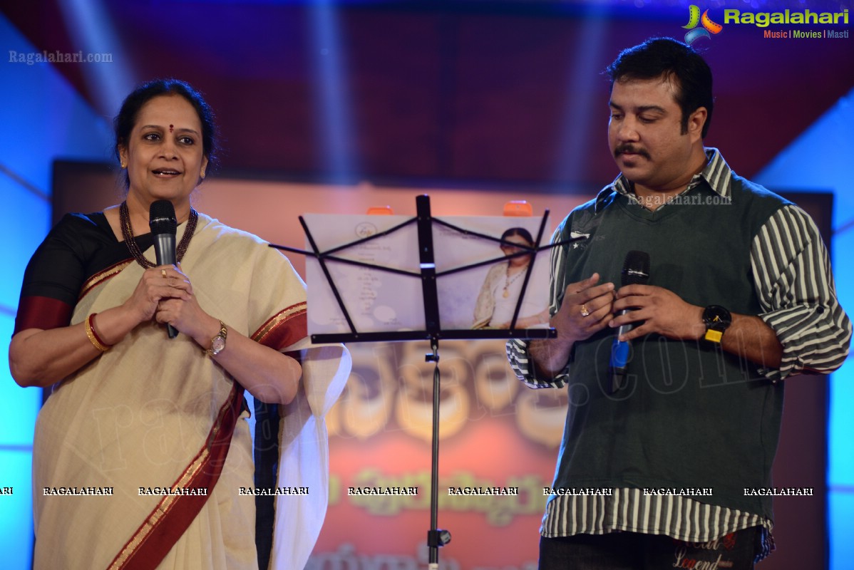 Presentation Ceremony of P. Susheela Award 2013 to Vani Jayaram