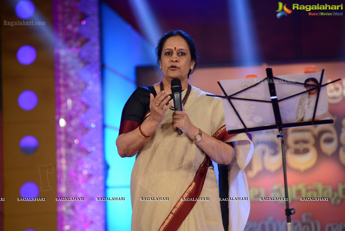 Presentation Ceremony of P. Susheela Award 2013 to Vani Jayaram