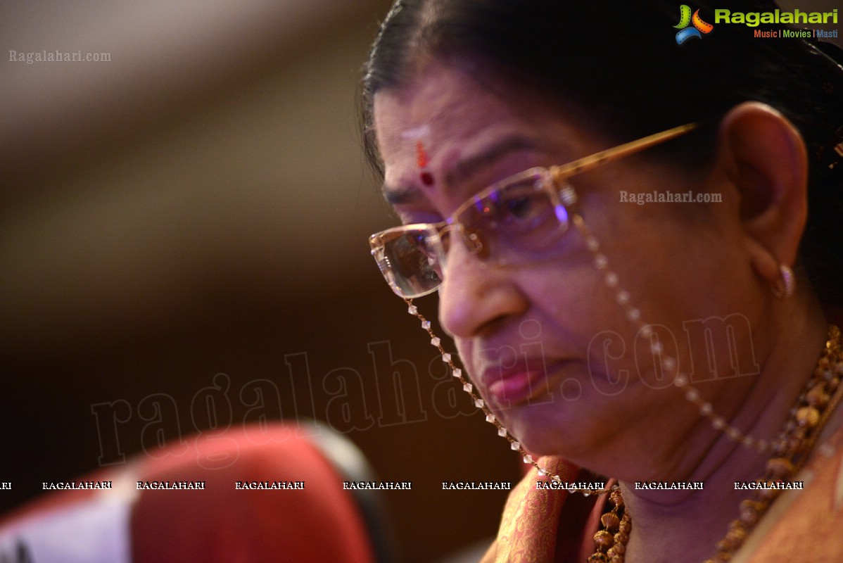 Presentation Ceremony of P. Susheela Award 2013 to Vani Jayaram