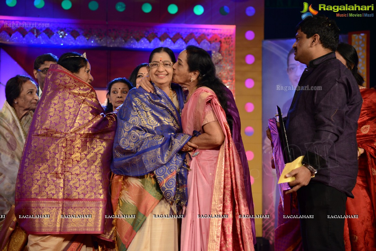 Presentation Ceremony of P. Susheela Award 2013 to Vani Jayaram