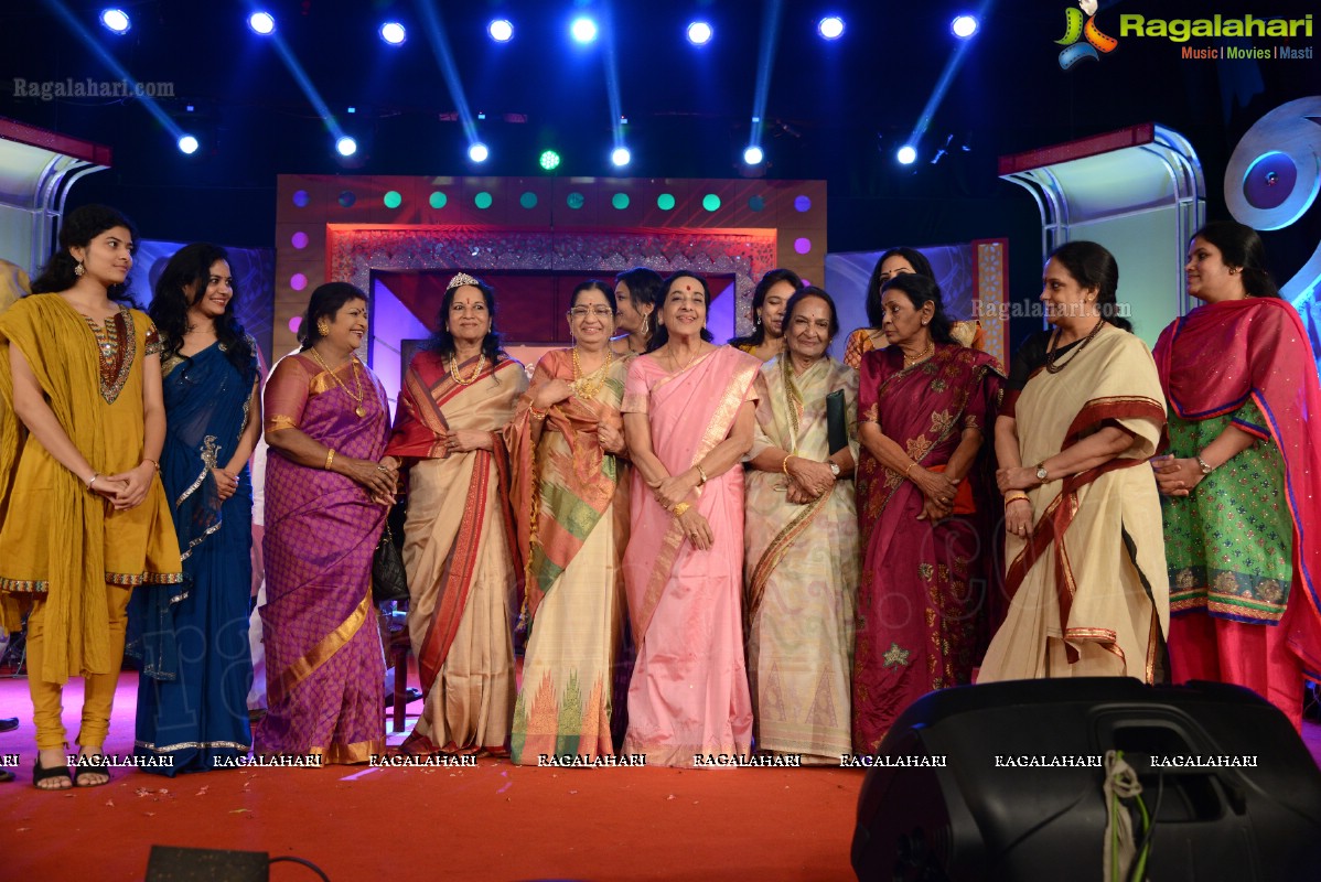 Presentation Ceremony of P. Susheela Award 2013 to Vani Jayaram