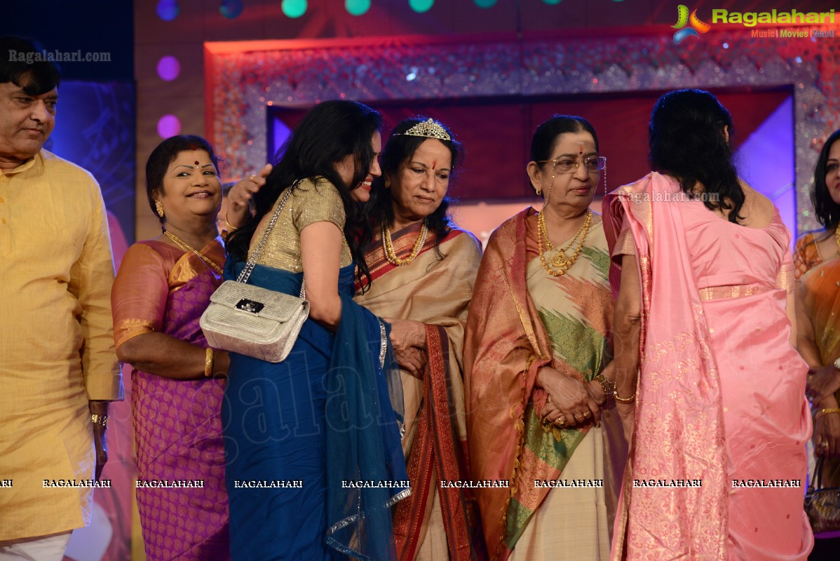 Presentation Ceremony of P. Susheela Award 2013 to Vani Jayaram