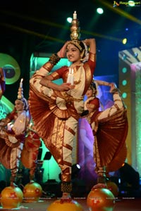 P Susheela Award 2013 Presented To Vani Jayaram