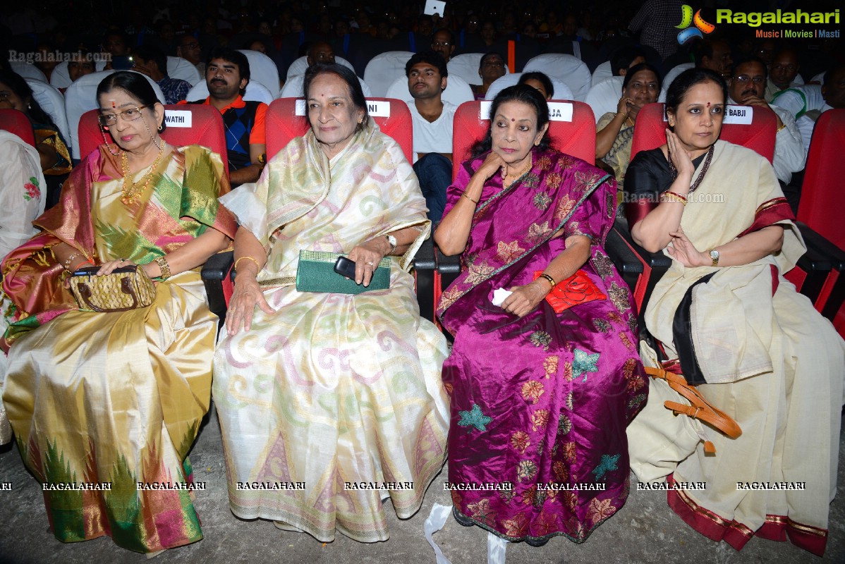 Presentation Ceremony of P. Susheela Award 2013 to Vani Jayaram