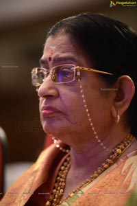 P Susheela Award 2013 Presented To Vani Jayaram