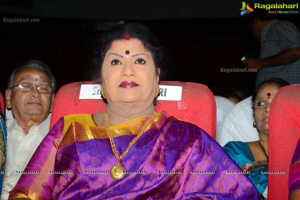 Presentation Ceremony of P. Susheela Award 2013 to Vani Jayaram