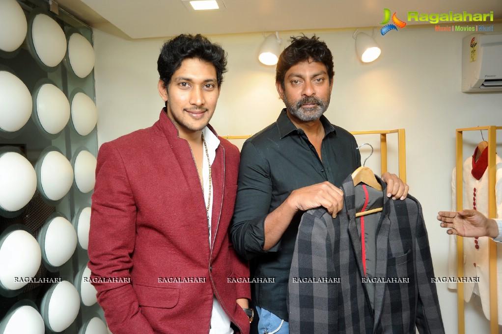 Jagapathi Babu inaugurates Raamz Designer Stores, Hyderabad