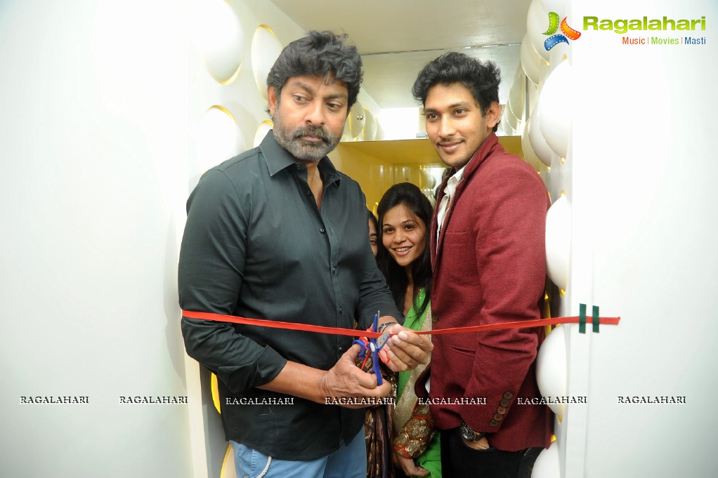 Jagapathi Babu inaugurates Raamz Designer Stores, Hyderabad