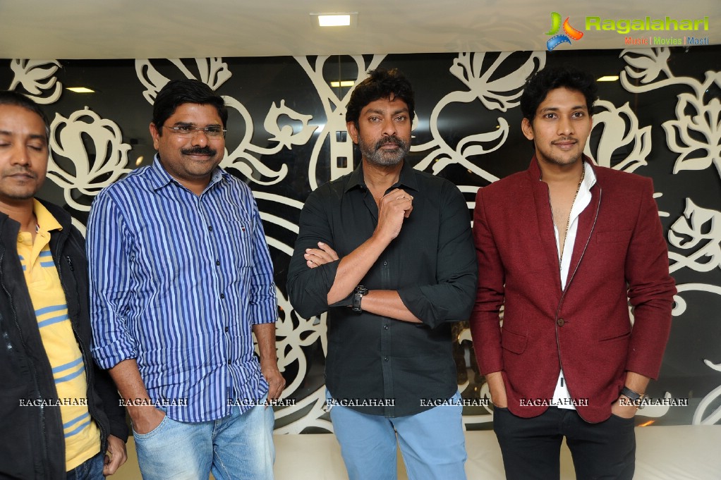 Jagapathi Babu inaugurates Raamz Designer Stores, Hyderabad