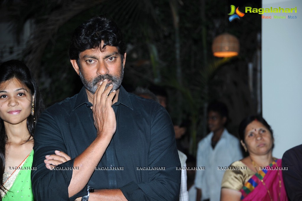 Jagapathi Babu inaugurates Raamz Designer Stores, Hyderabad