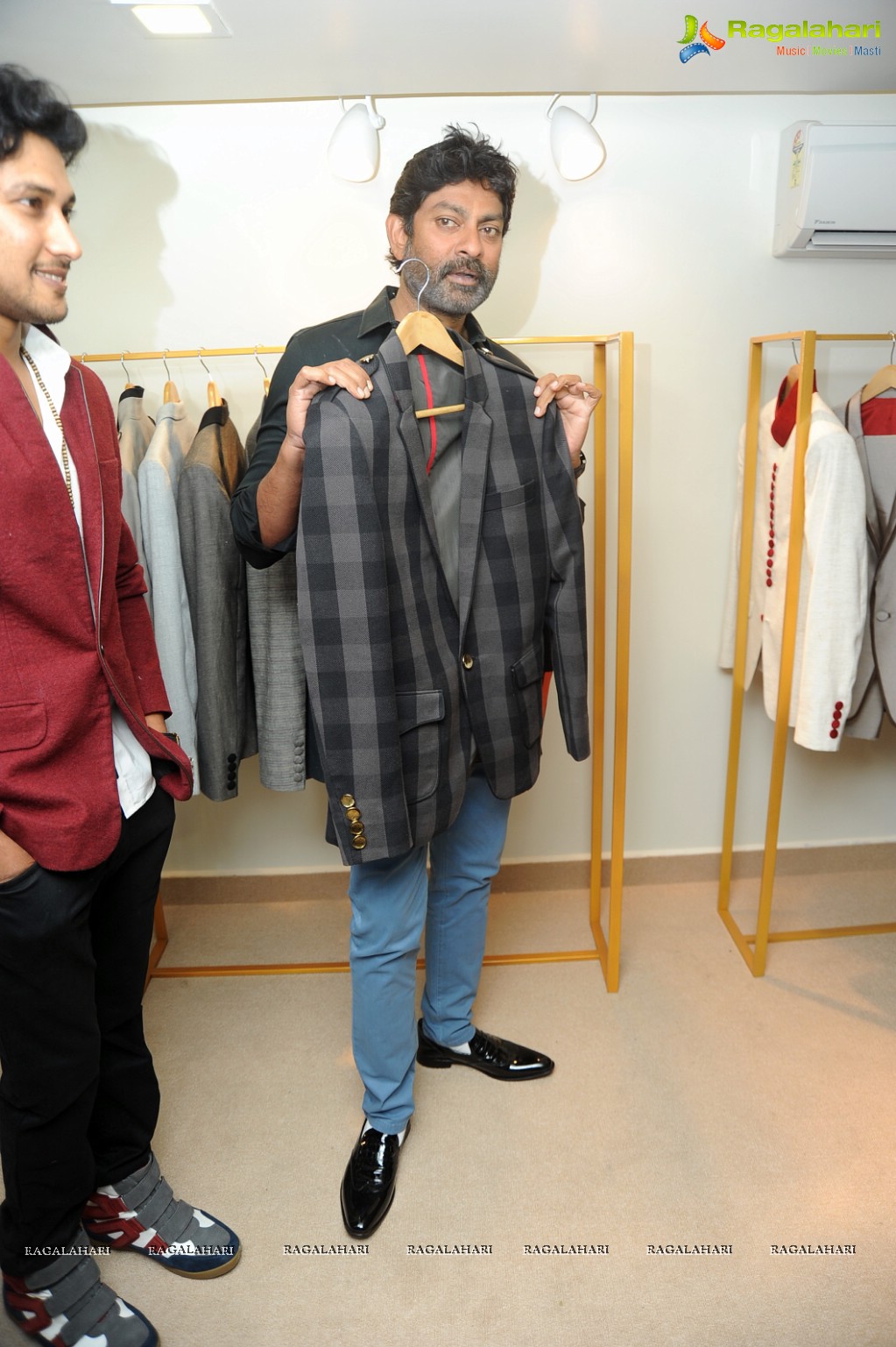 Jagapathi Babu inaugurates Raamz Designer Stores, Hyderabad
