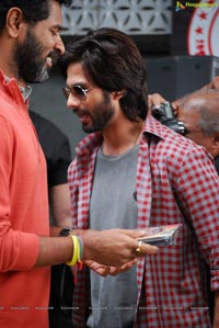 R... Rajkumar