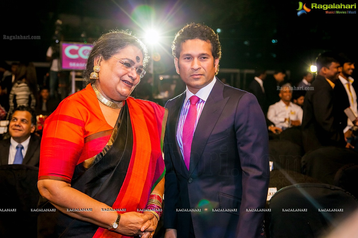 Sachin Tendulkar launches Celebrity Cricket League 4