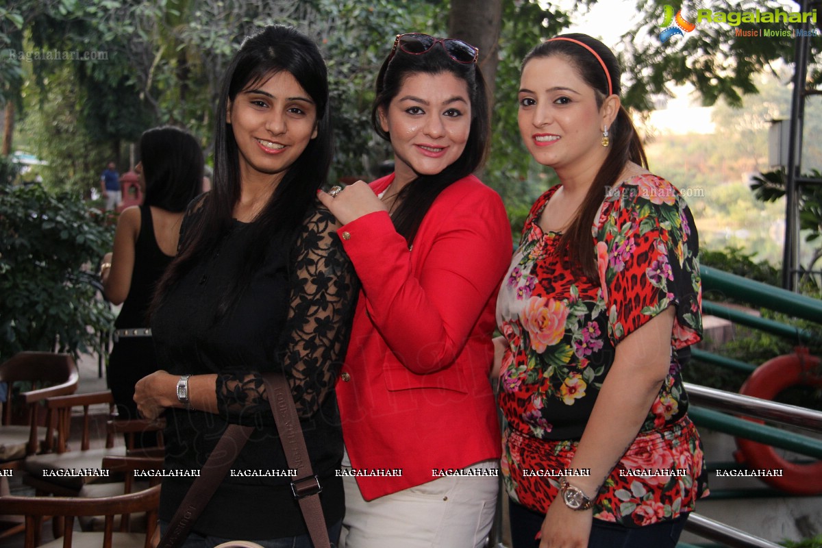 Grand Launch of Stylish Divas by Stuti, Pooja and Sonia at Taj Banjara