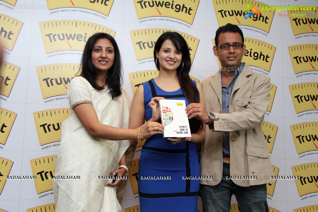 'Ultimate Guide to True Weight Loss' Book Launch by Saloni Aswani