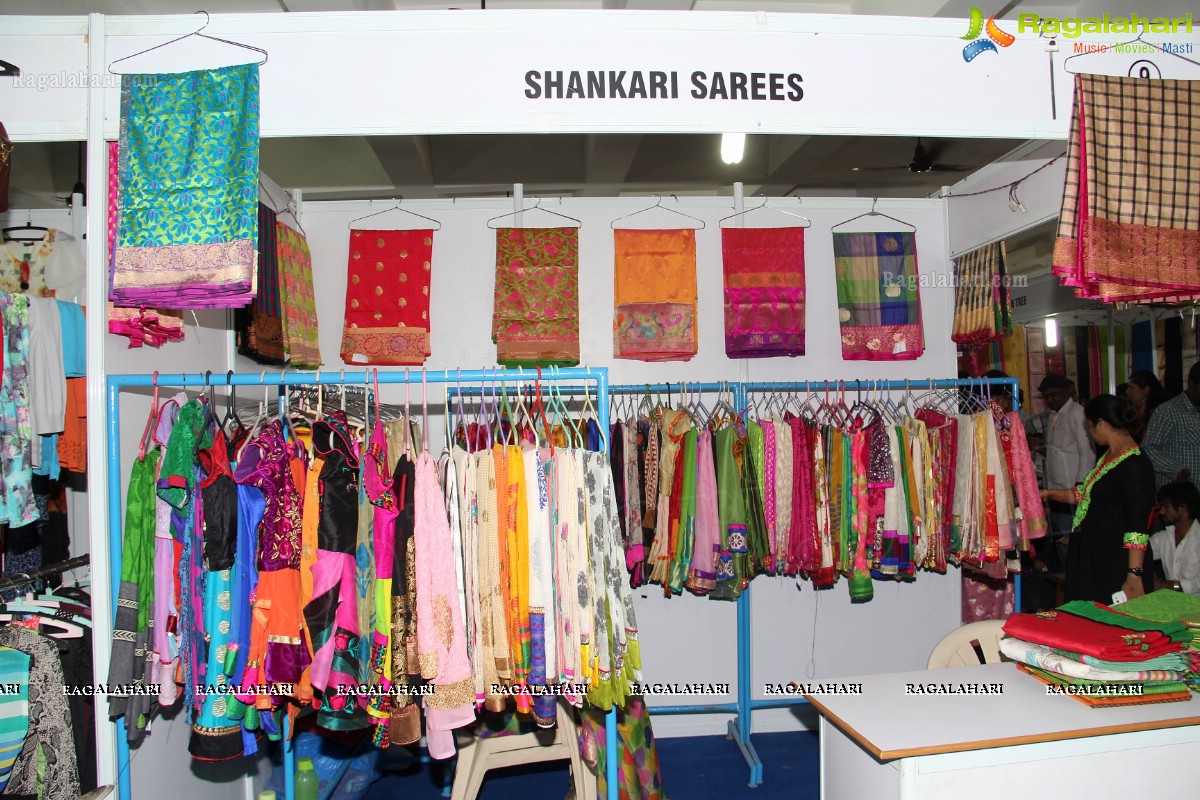 Styles N Weaves Expo at Kamma Sangham (Dec 2013), Hyderabad