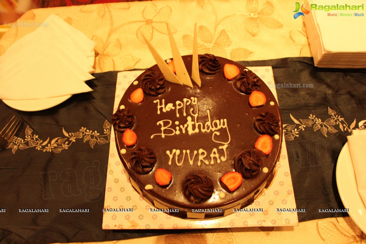 Yuvraj Soni Birthday Bash 2013 at Taj Vivanta, Hyderabad